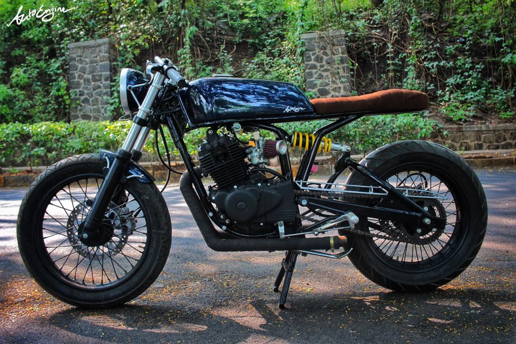 The Splittin' Image | Pulsar 300cc Parallel twin