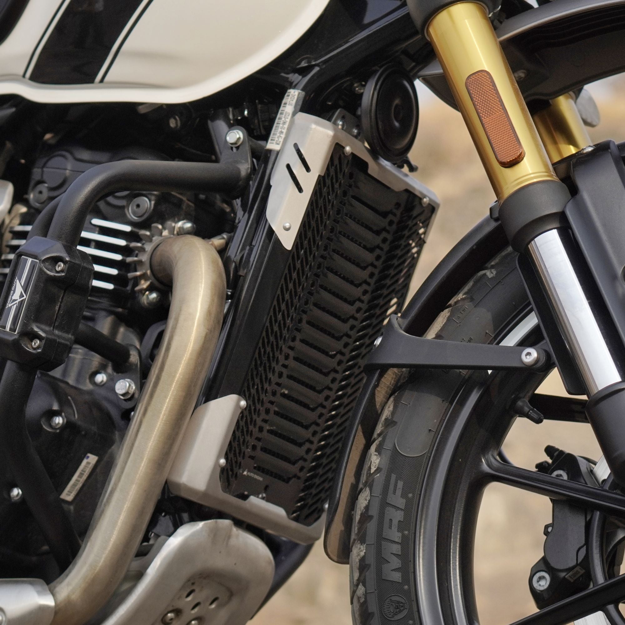 Radiator Guard for Triumph Scrambler 400x | Black-Silver | Auto Engina