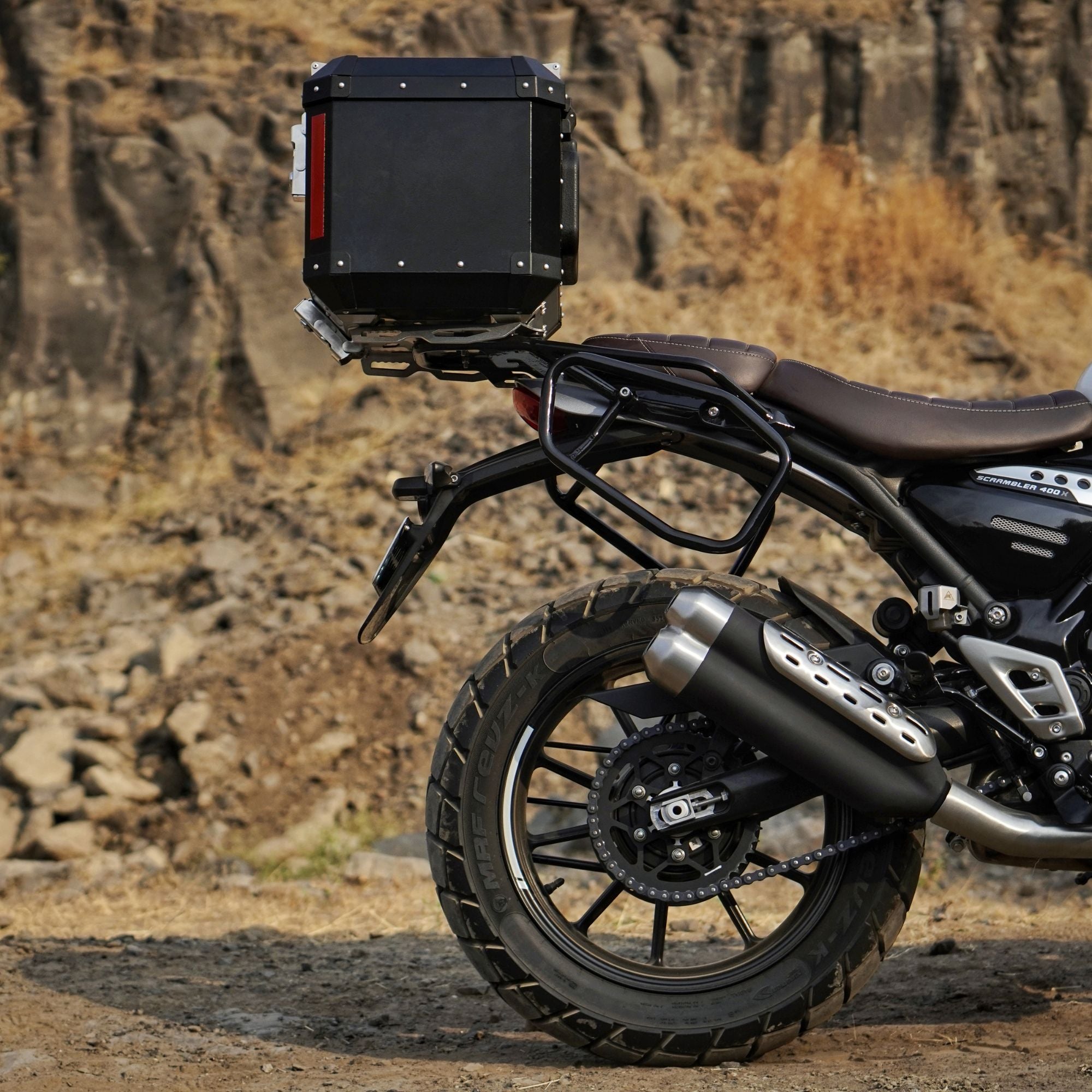 Aluminium Top Box - 42L for Triumph Scrambler 400x | Black | Auto Engina