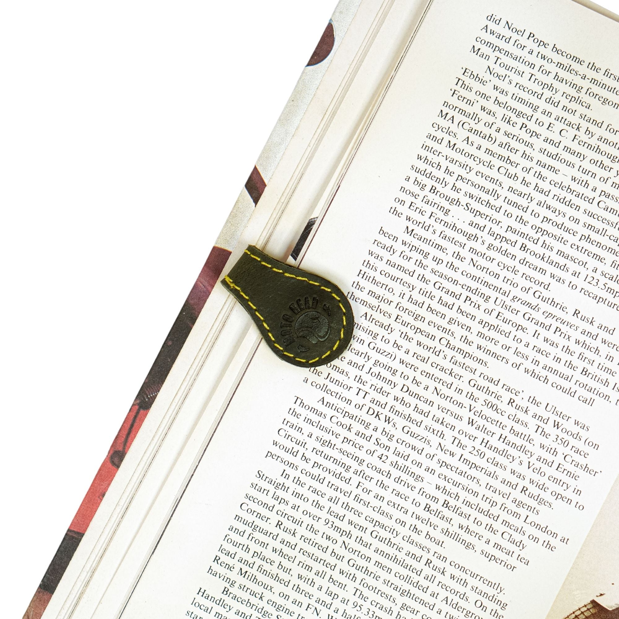 Clio Magnet Bookmark | Engina Lifestyle