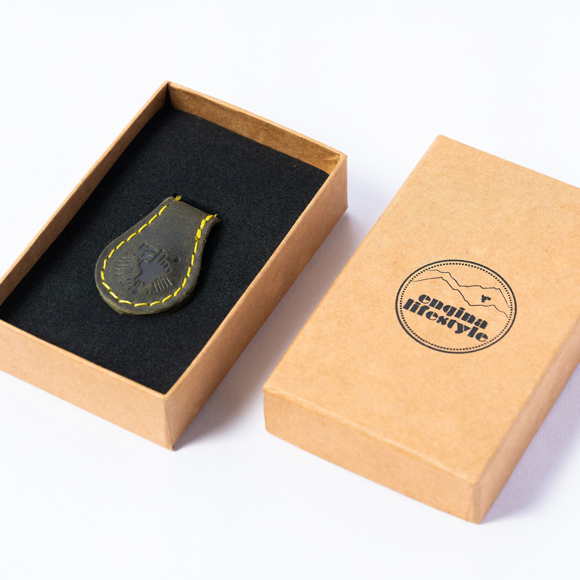 Clio Magnet Bookmark | Engina Lifestyle