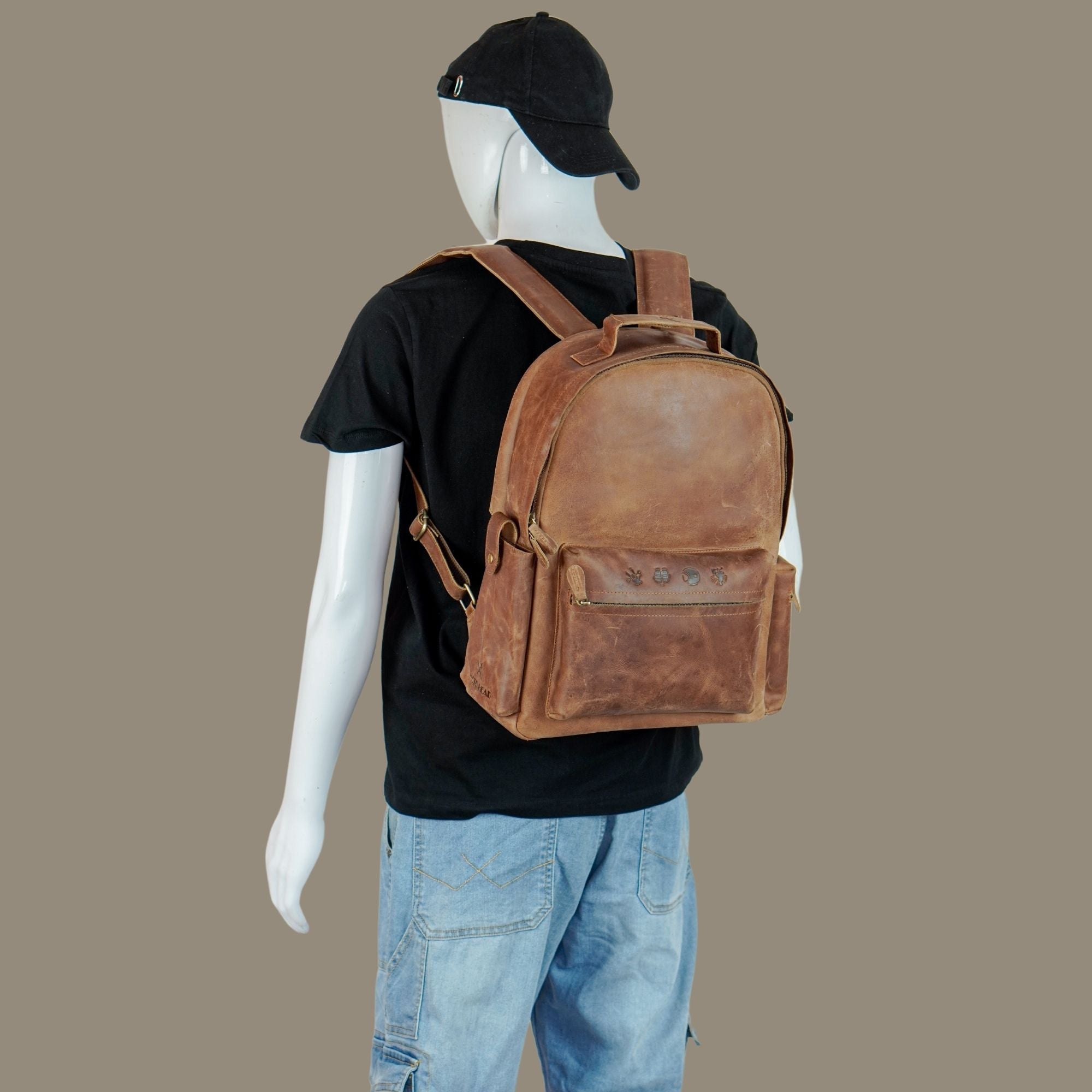 Saddle Loop Leather Backpack for men