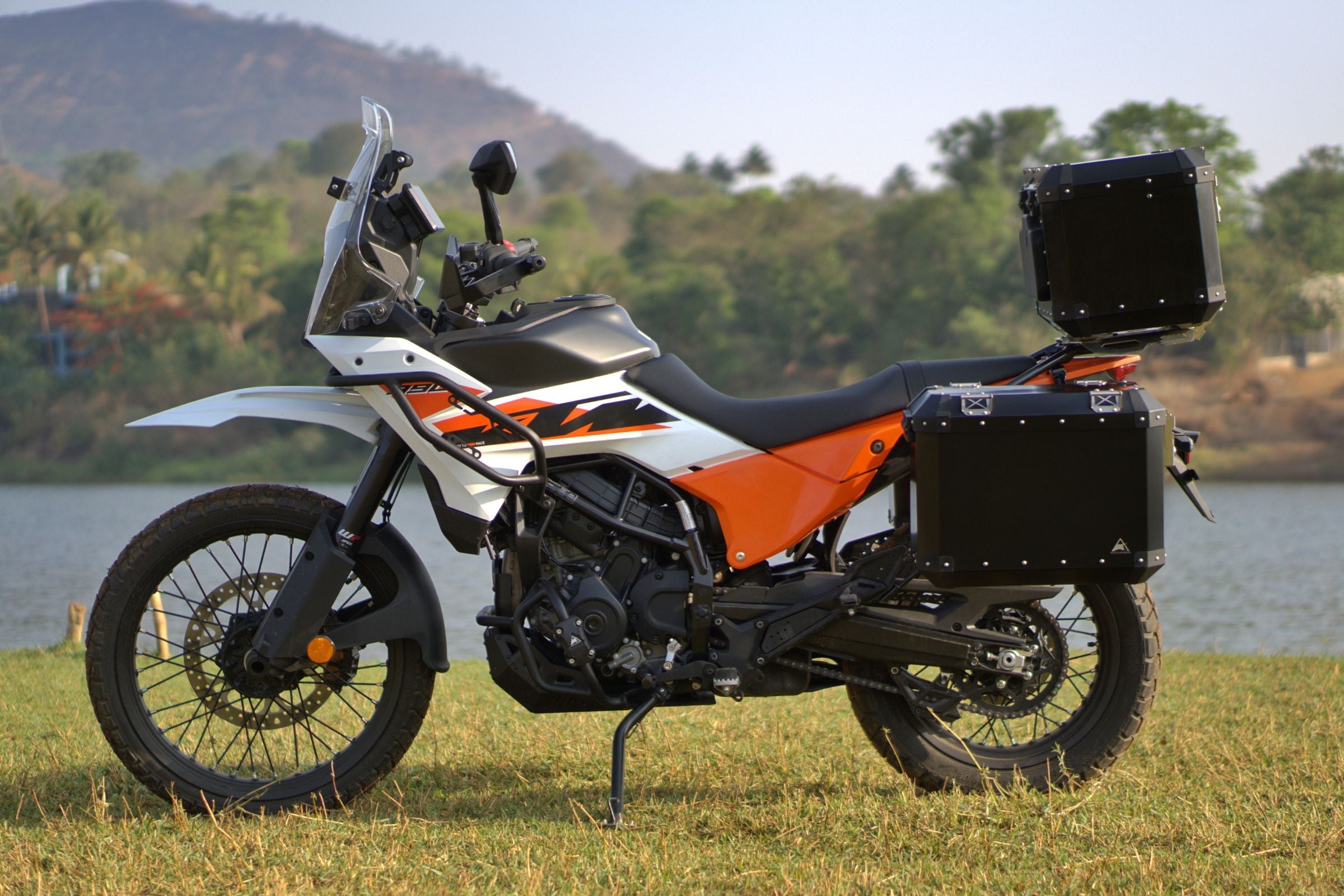 2025 KTM 390 Adventure