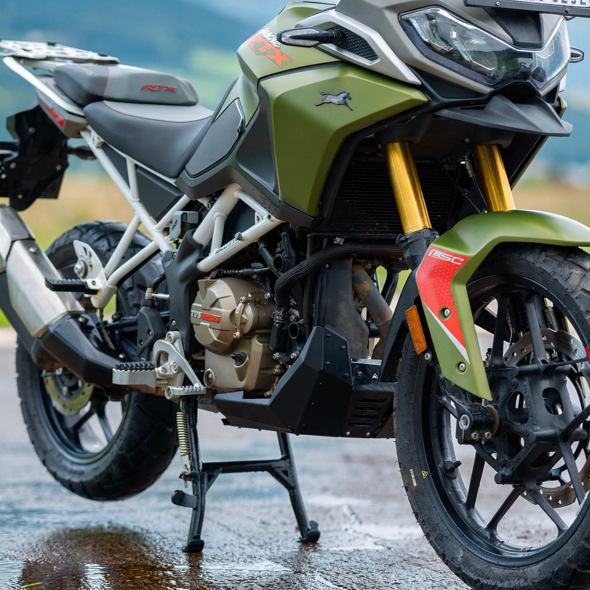 Centre Stand for TVS Apache RTX 300 | Auto Engina