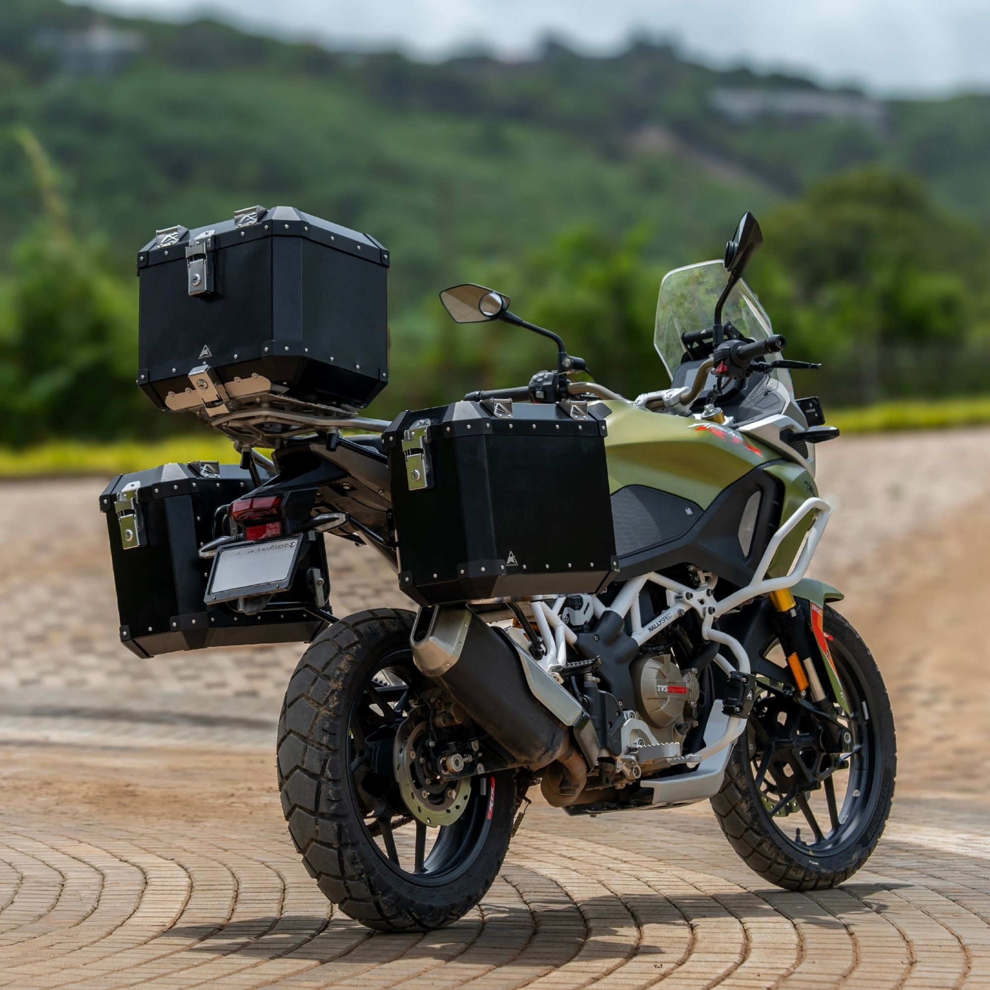 Aluminium Topbox- 42L for TVS Apache RTX 300 | Auto Engina
