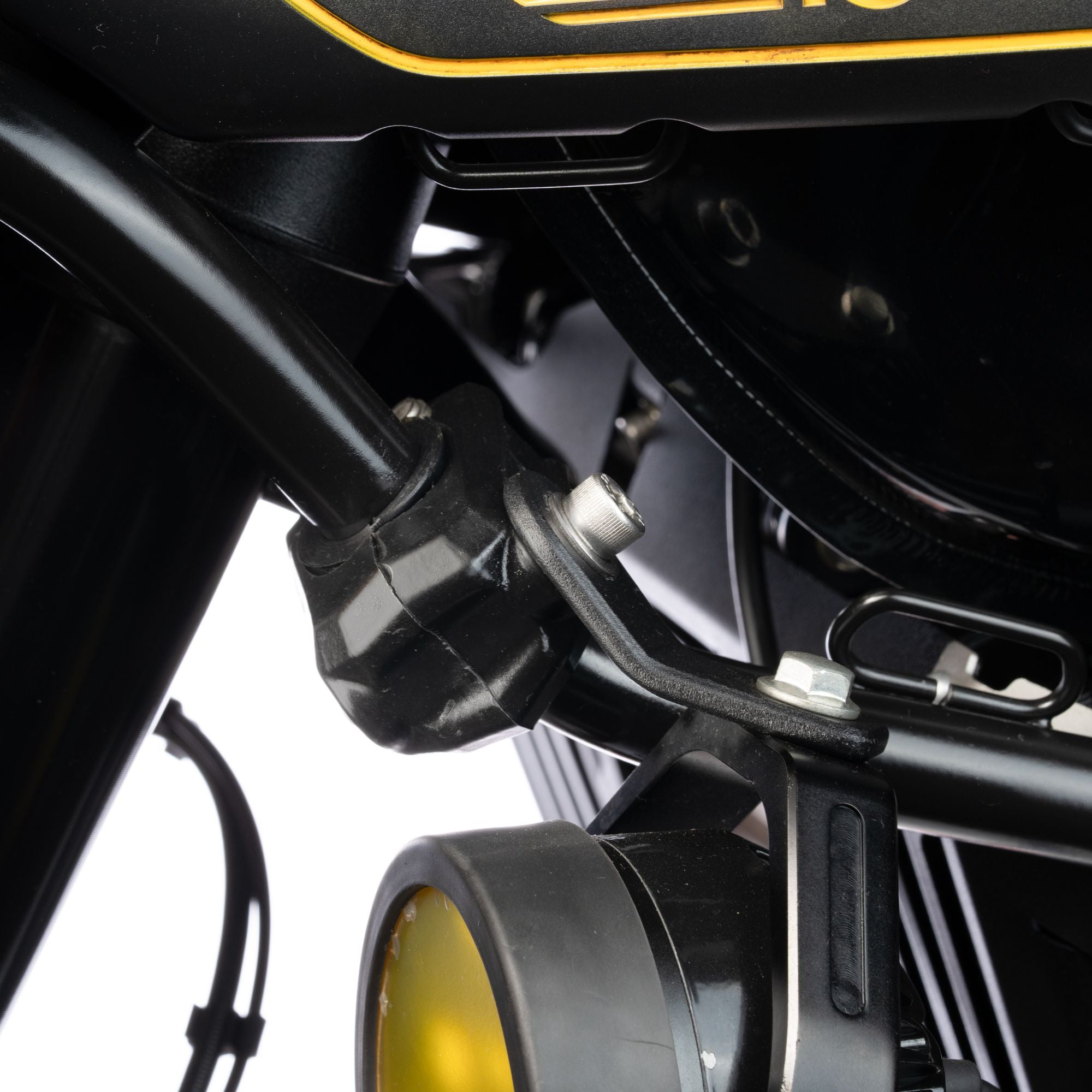 Universal Fit- Fog Light Mounts Set | Auto Engina